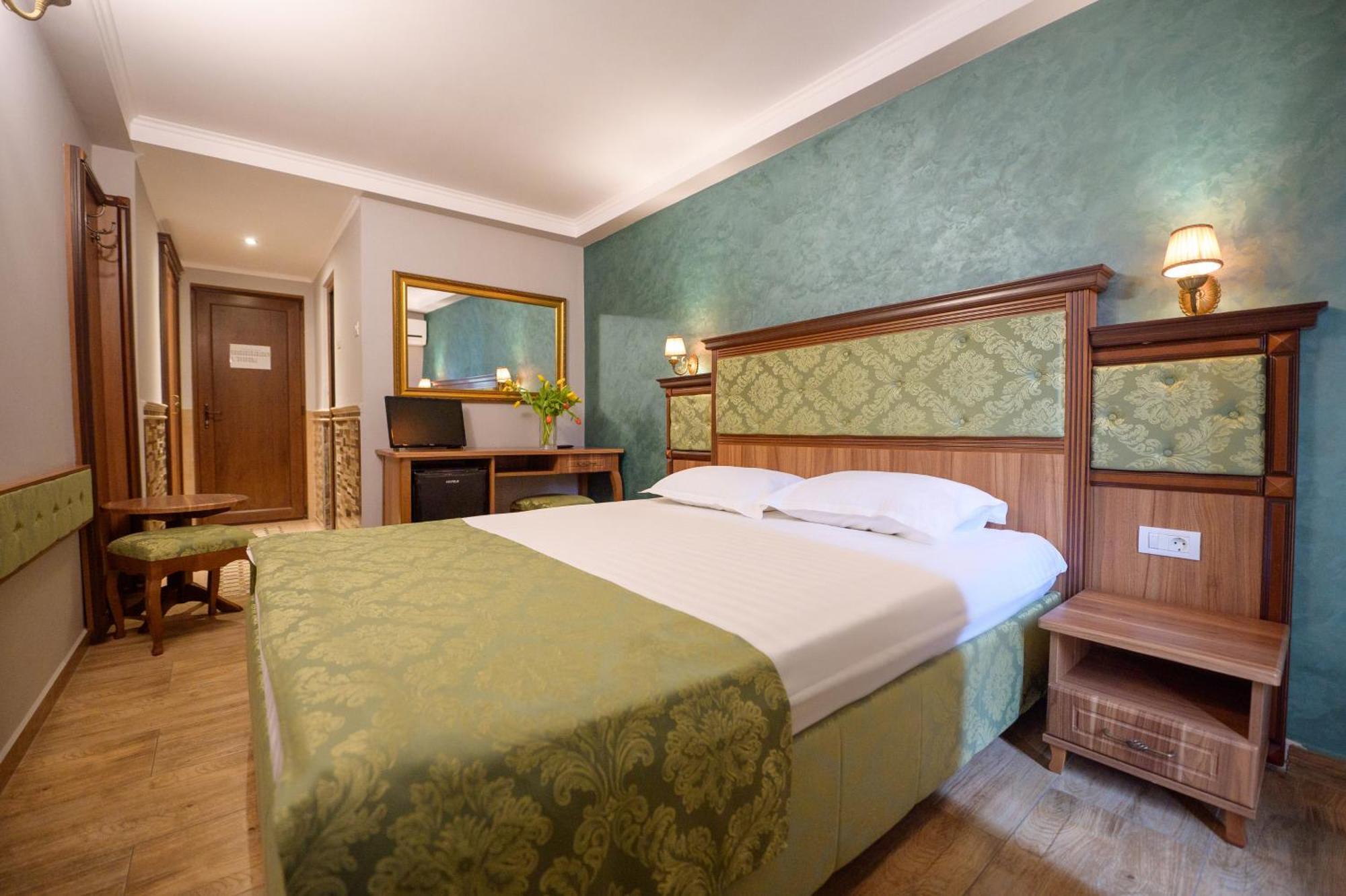 Complex Hotelier Iris-Mimoza Jupiter Buitenkant foto